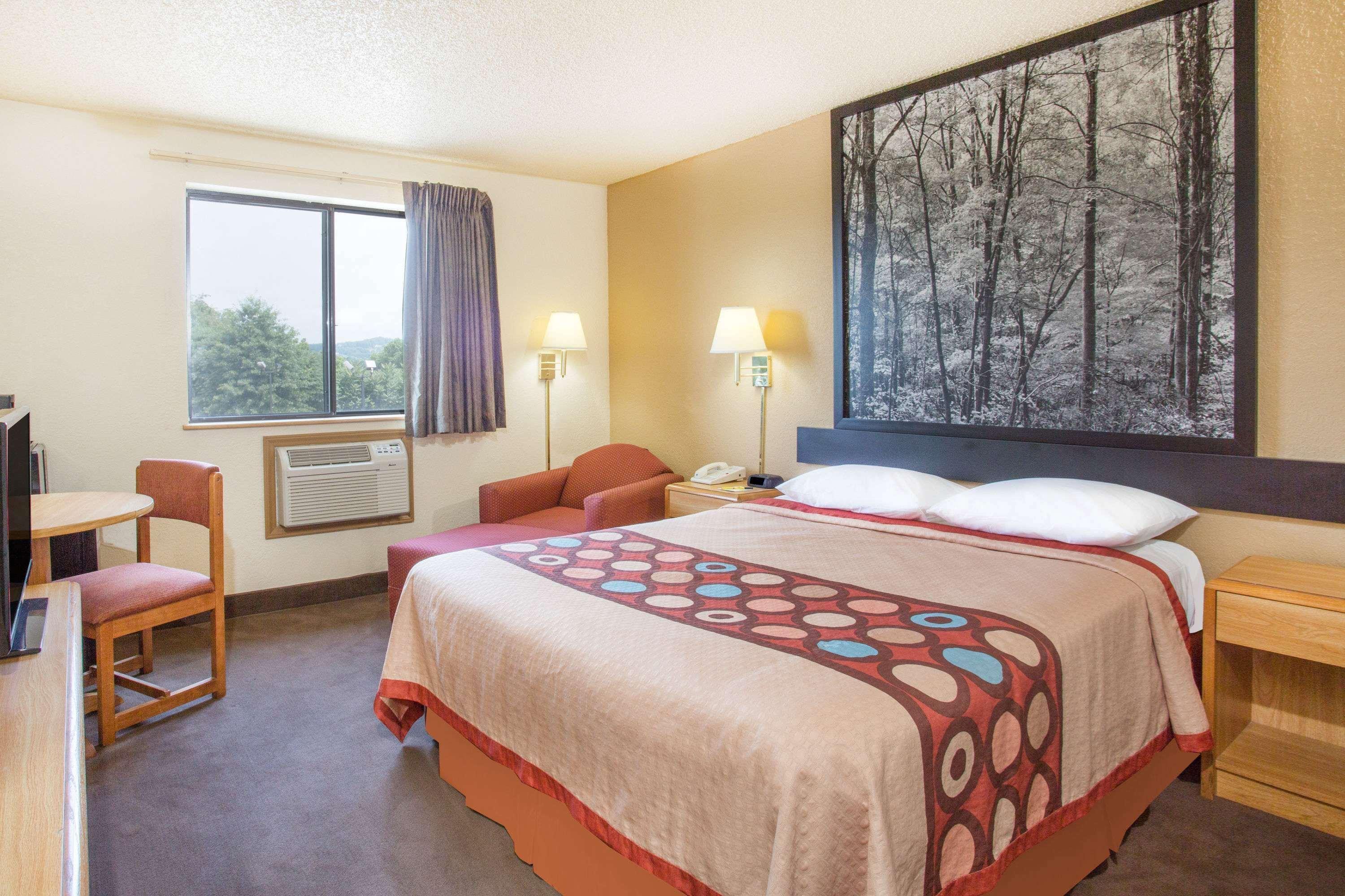 Super 8 By Wyndham Lexington Va Hotel Eksteriør billede